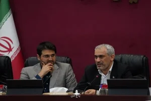 مدنی زاده:  نظام مالیاتی باید هم زمان درآمد و تولید را تقویت کند