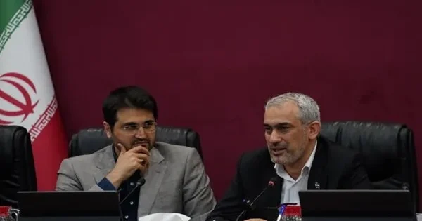 مدنی زاده:  نظام مالیاتی باید هم زمان درآمد و تولید را تقویت کند